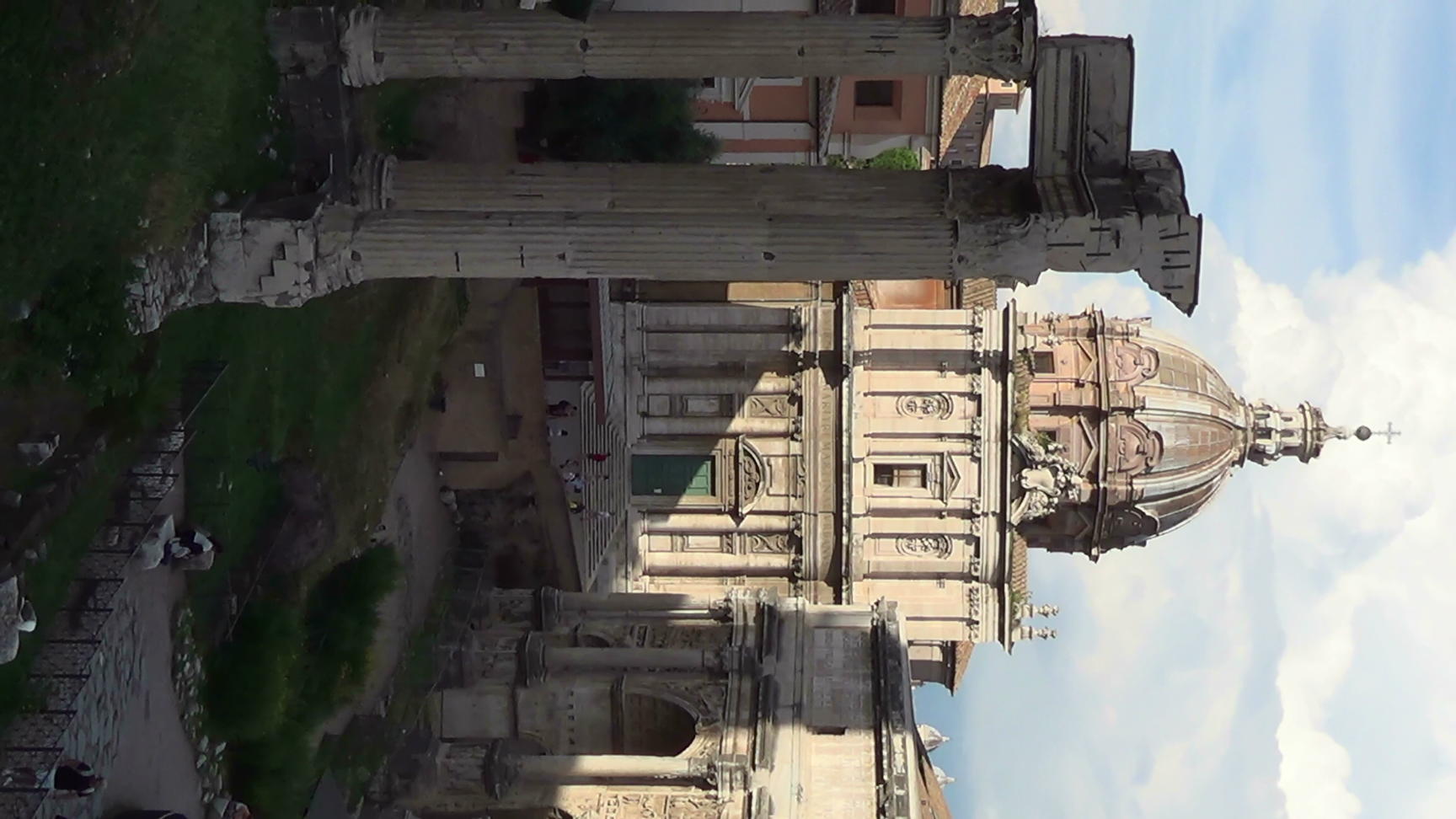 70592s_forum_panreli_hoch_filmstill7