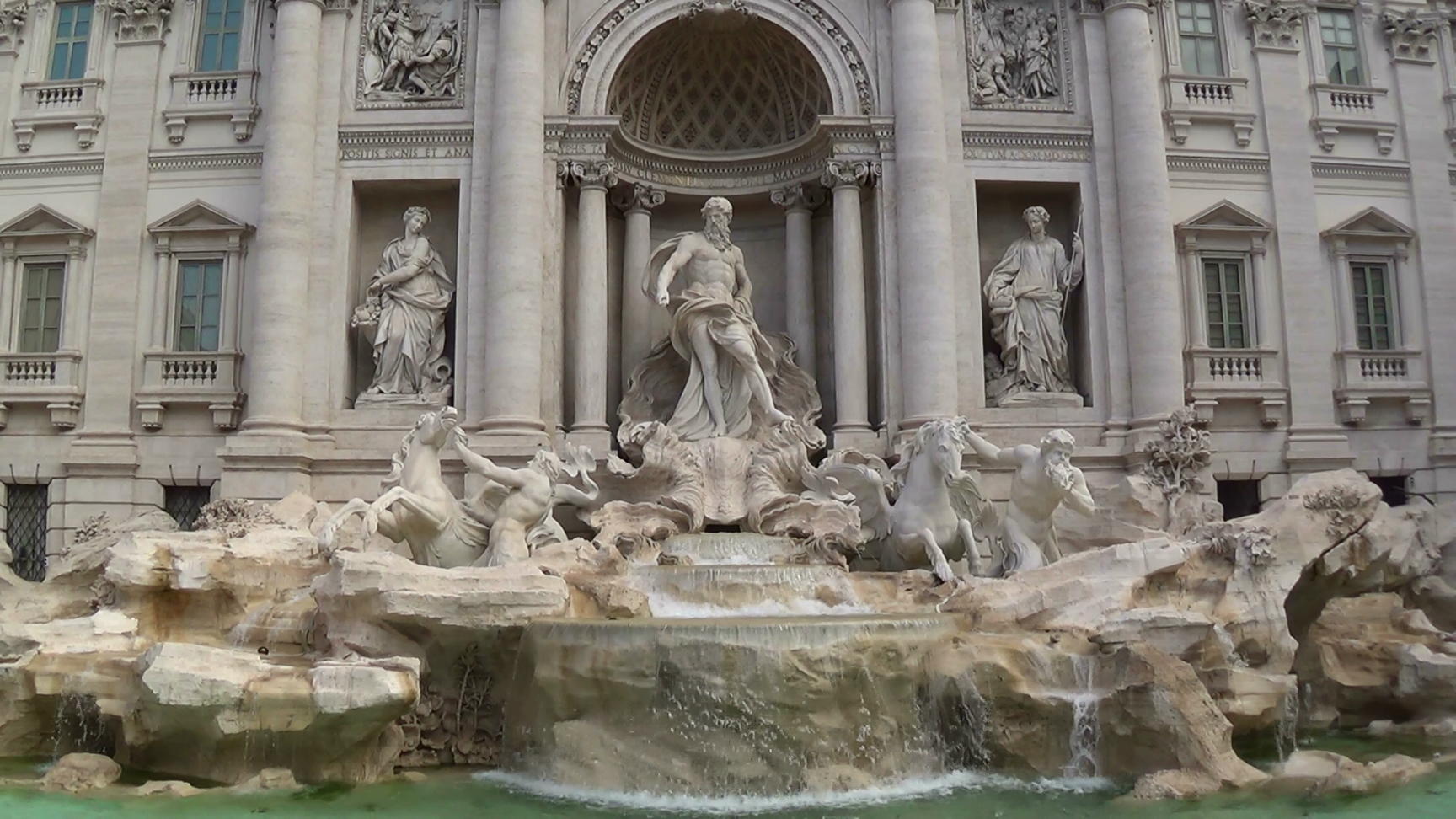 74113s_trevi_pandown_filmstill5