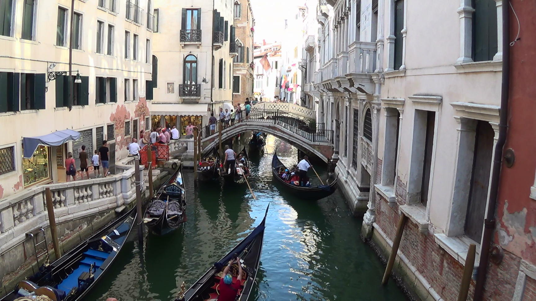 64446-2s_gondeln_filmstill3