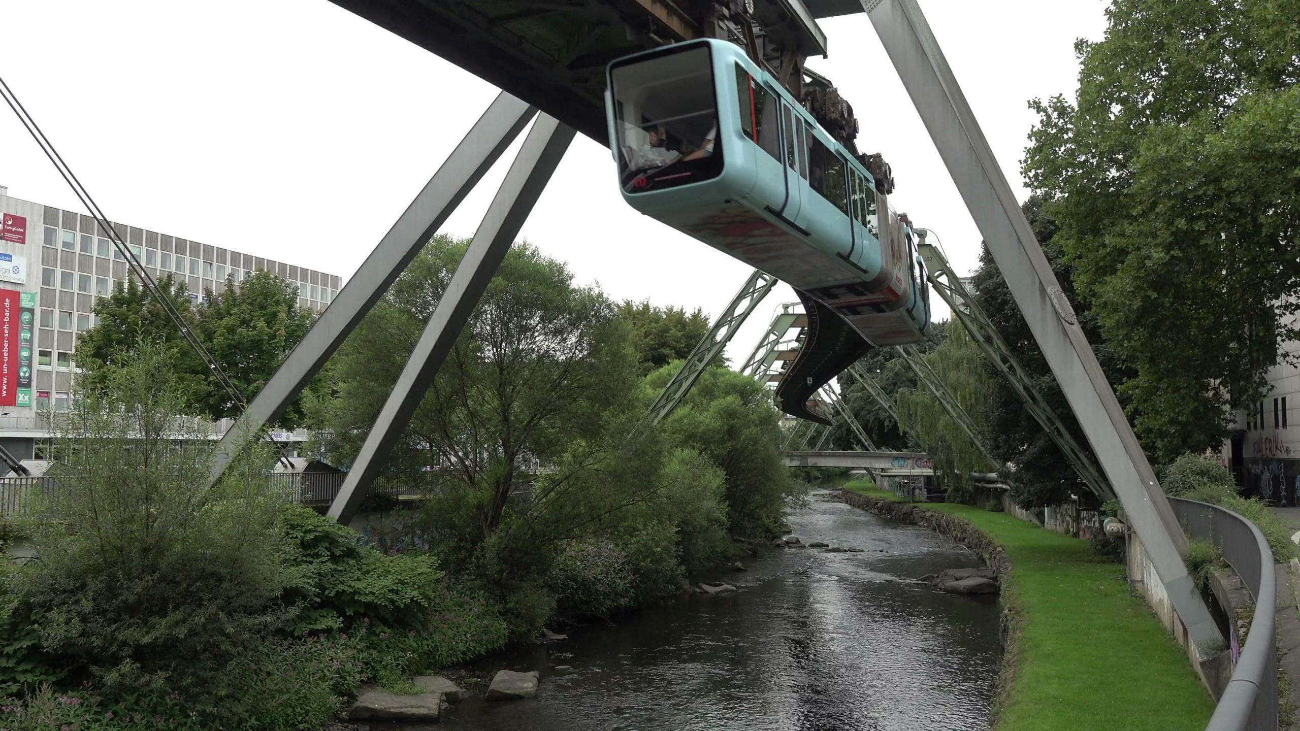 Wuppertal 415653-1 Hochbahn soon