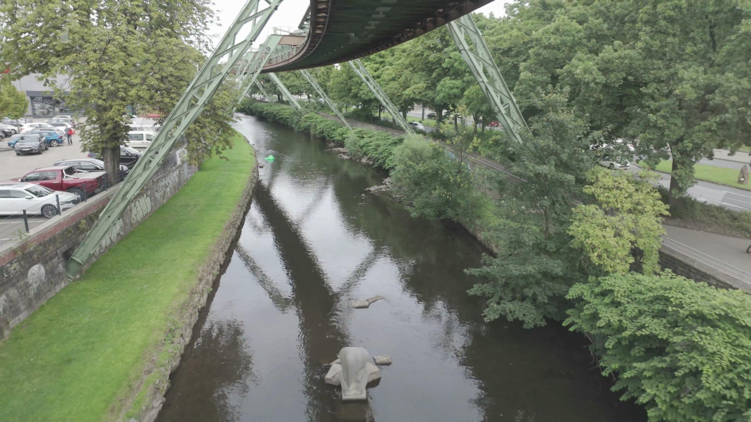 Wuppertal 475106-1 Elephant soon