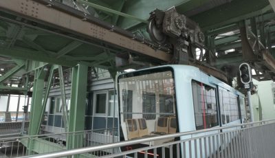 Wuppertal 482521 U-Turn soon