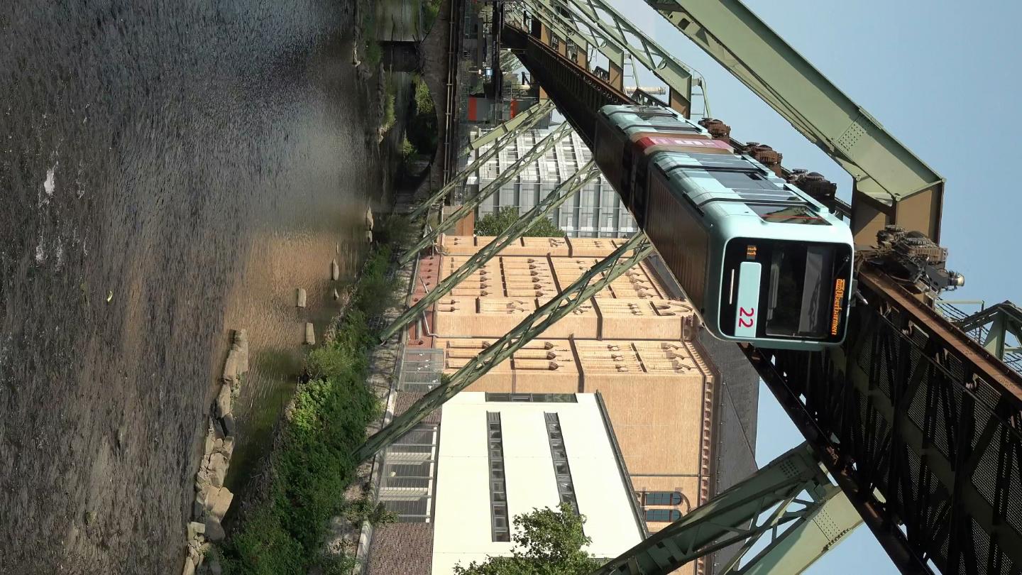 Wuppertal 401115-2 Hochbahn zuwe Upright Size soon - Image 3