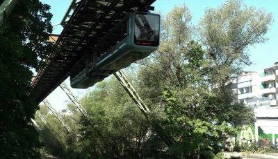 Wuppertal 407845-2 Schwebebahn Upright Size furt soon